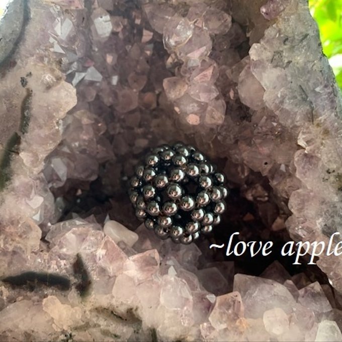 神聖幾何学バッキーボール